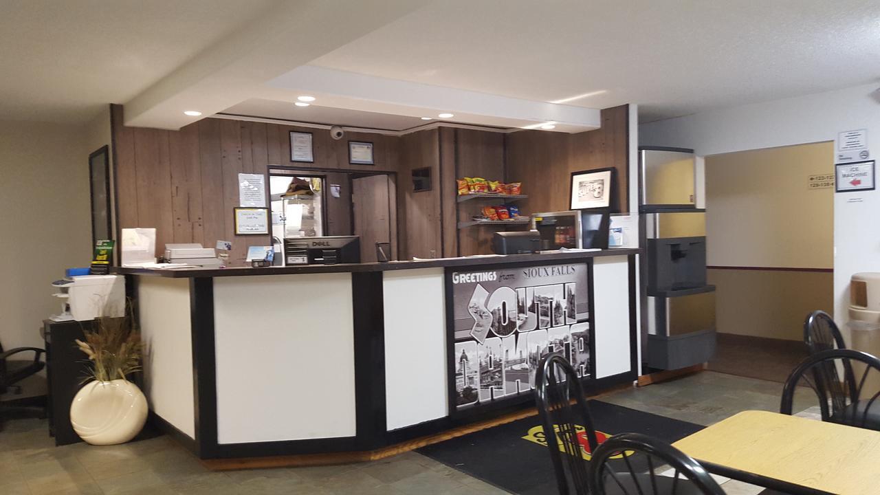 Super 8 By Wyndham Airport I90 Hotel Sioux Falls Ngoại thất bức ảnh