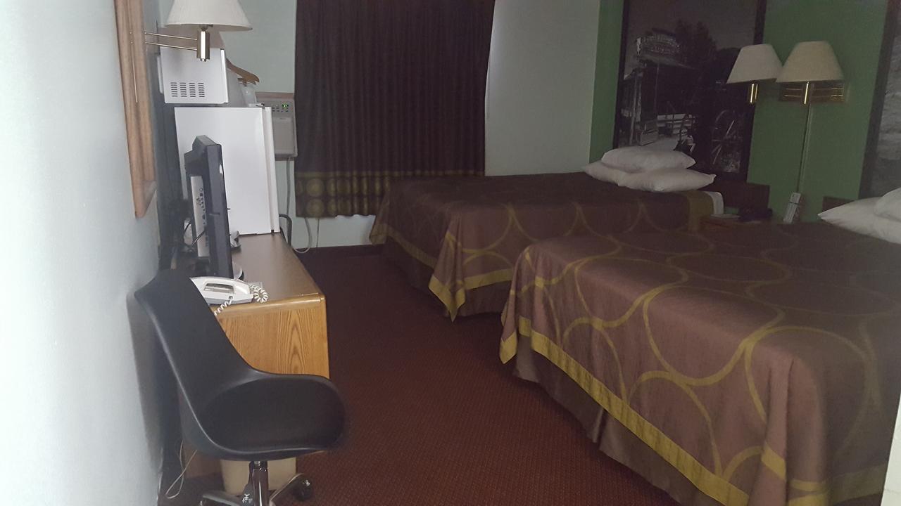Super 8 By Wyndham Airport I90 Hotel Sioux Falls Ngoại thất bức ảnh