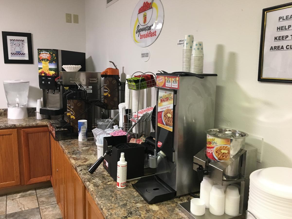 Super 8 By Wyndham Airport I90 Hotel Sioux Falls Ngoại thất bức ảnh