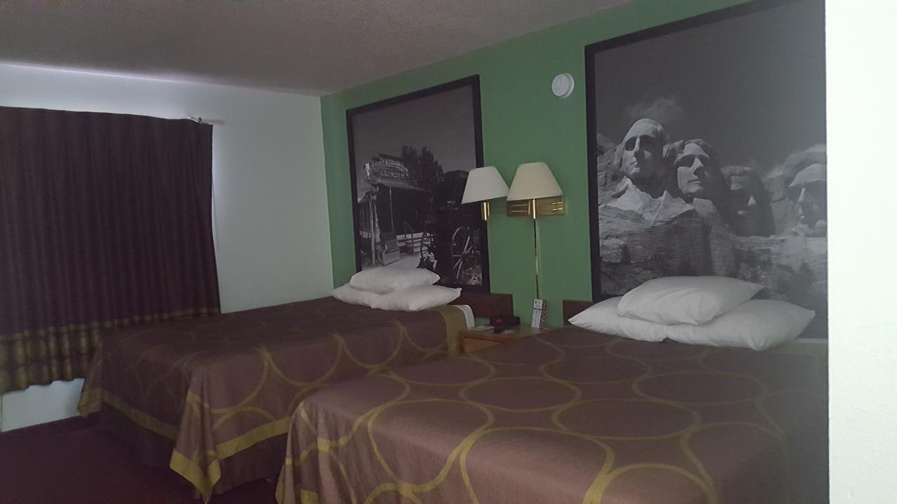 Super 8 By Wyndham Airport I90 Hotel Sioux Falls Ngoại thất bức ảnh
