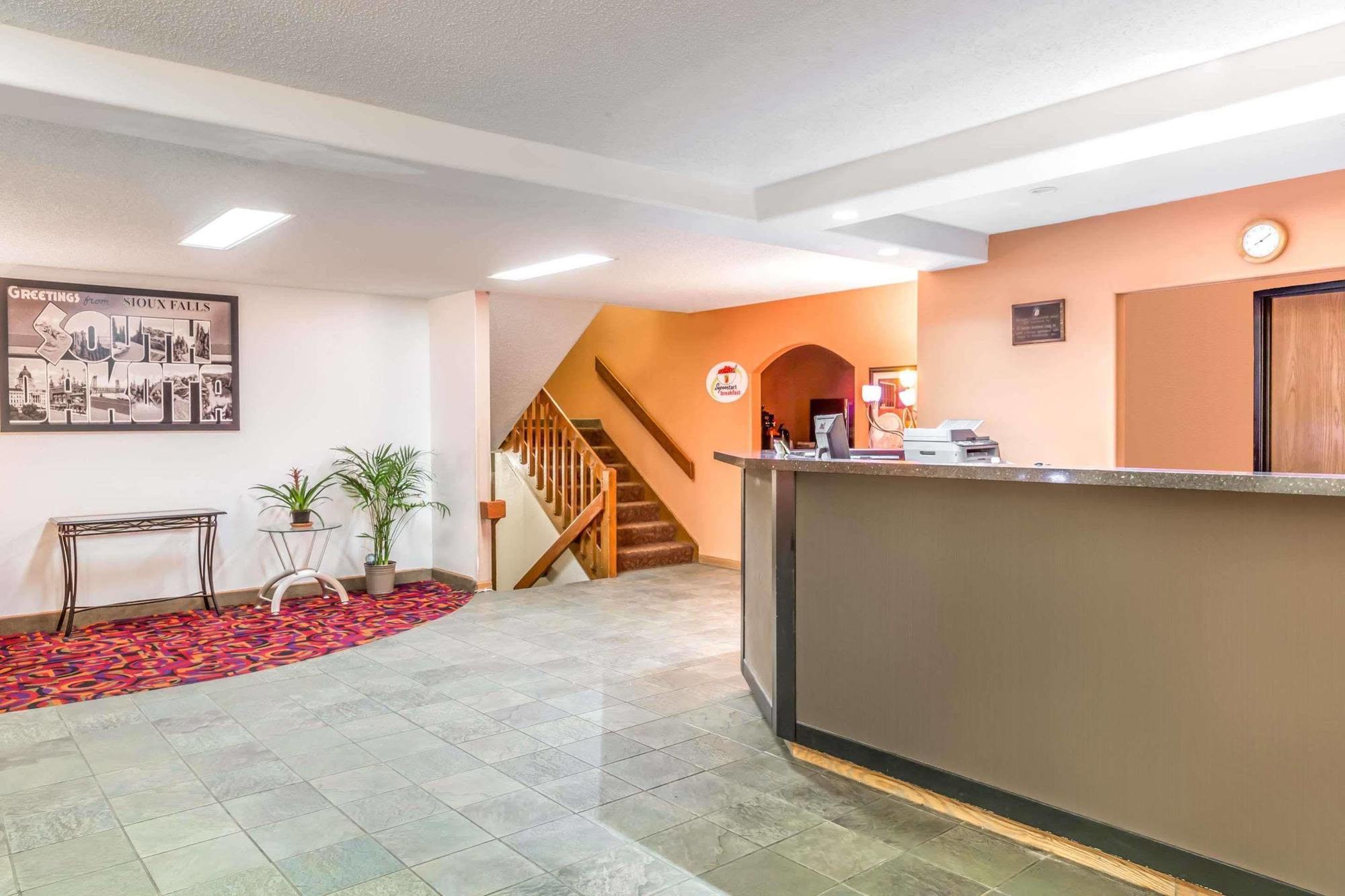 Super 8 By Wyndham Airport I90 Hotel Sioux Falls Ngoại thất bức ảnh