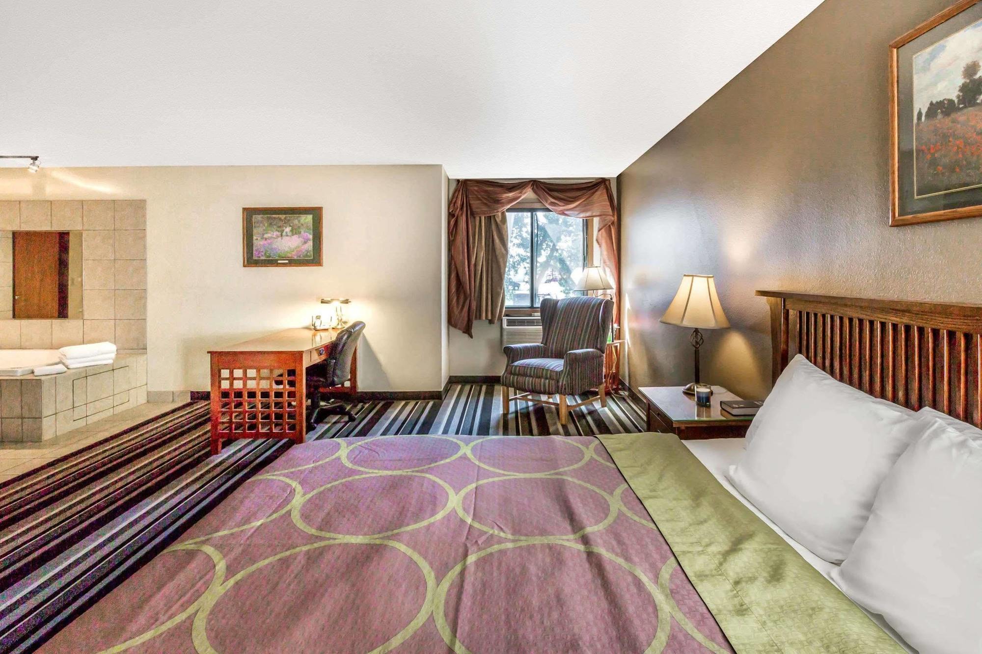 Super 8 By Wyndham Airport I90 Hotel Sioux Falls Ngoại thất bức ảnh